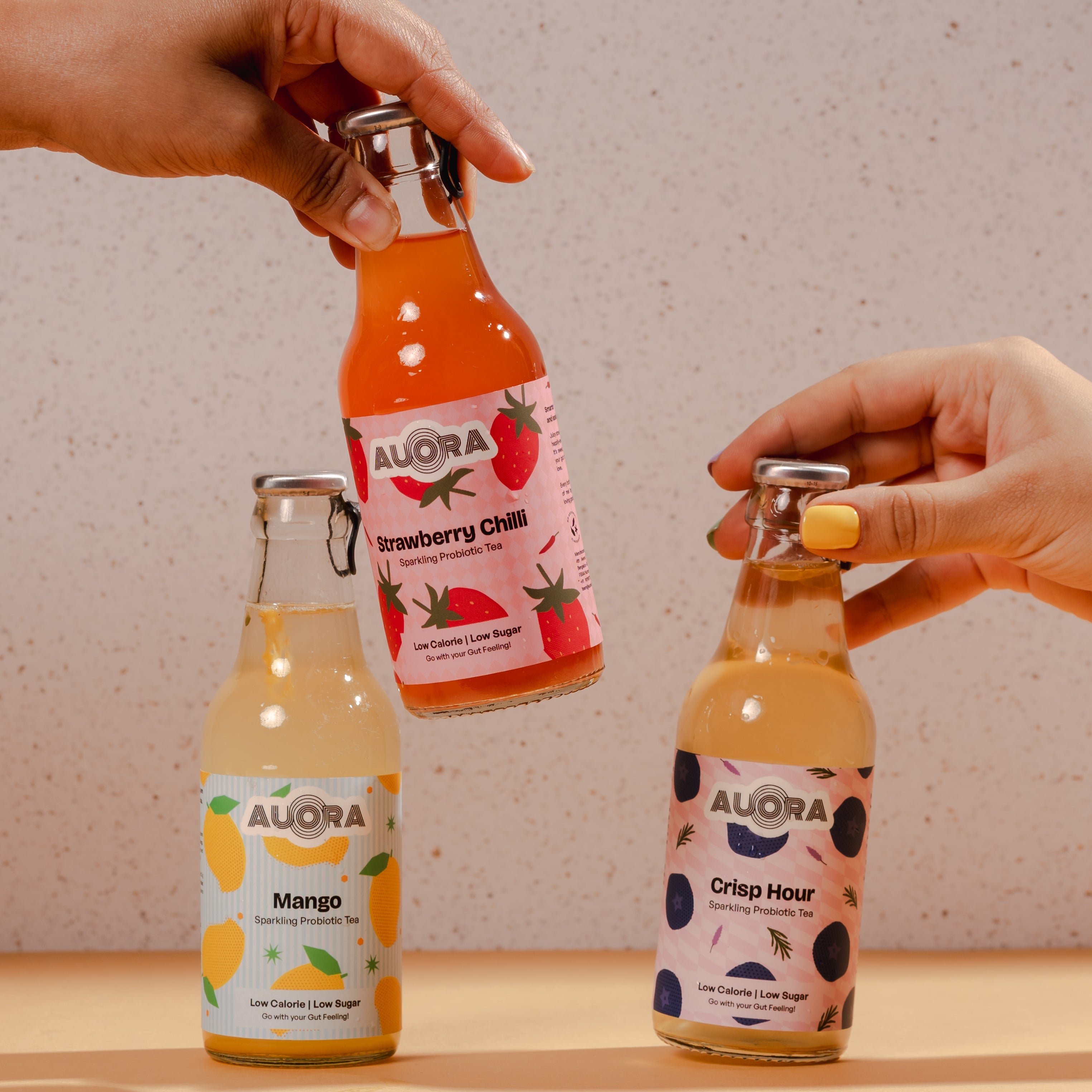 Strawberry Chilli Basil Kombucha - Sparkling Probiotic Tea